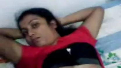 Caliente morena tetona maduras muy calientes xxx chupa la polla