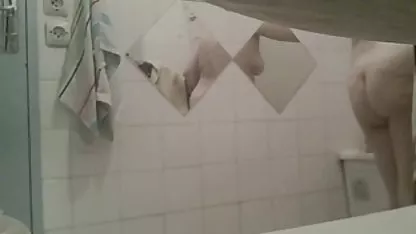 Amigo quita el collar de la leche caliente videos xxx perra y lo plantó en su polla