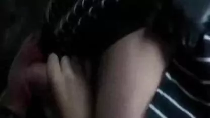 Burlarse de xnxx cuñada caliente un joven Asiático