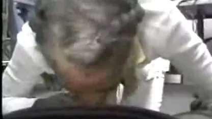 Sexy babe sólo fuimos videos pornos de viejas calientes a la ducha y para el hombre negro y le follan