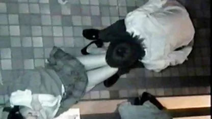 Además de la cerveza fría y ver el fútbol en pantalones cortos en el sofá, muchos chicos follan a sus hijas que no despega sus calzoncillos, pero sacar un miembro a través de la marcha. Quien chicas teniendo sexo caliente le gusta, estamos satisfechos con la opción que completa la exposición, y asegúrese de quitar los calcetines