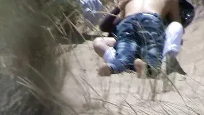 La rubia en la cámara muestra todos sus encantos videos de gordas calientes