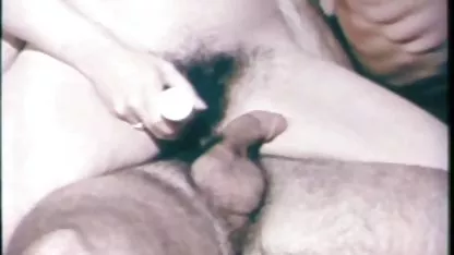 Tio masturbarse la polla y se inundó a sí mismo con cum señoras calientes porn