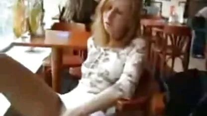 Un joven, videos xxx de esposas calientes pero ya muy femenina madura negra mujer acude a una cita con una voluptuosa doctor negro donde, al no resistir su lascivo brazos, deliberadamente, se da a sí misma a un insolente hombre en la boca y el coño