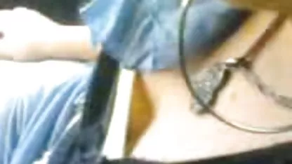 La chica de la boina maduras calientes videos caseros toma dos pollas en sus agujeros