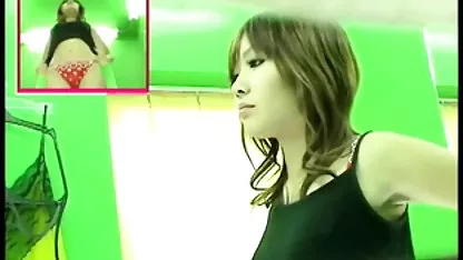 Nastya decidió convertirse en una pornstar, así que ella comenzó videos chicas calientes a follar delante de la cámara