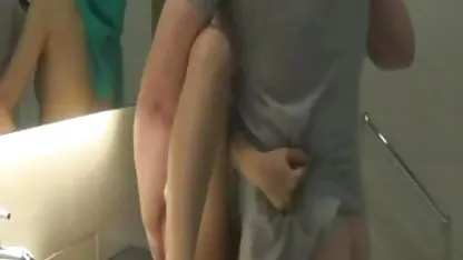 Amigo sin rostro se folla a una perra ver videos xxx calientes en su boca