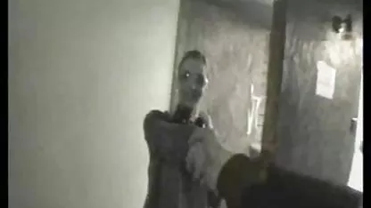 Italiano ama de casa haciendo mamada en videos calientes sexo oral la cocina